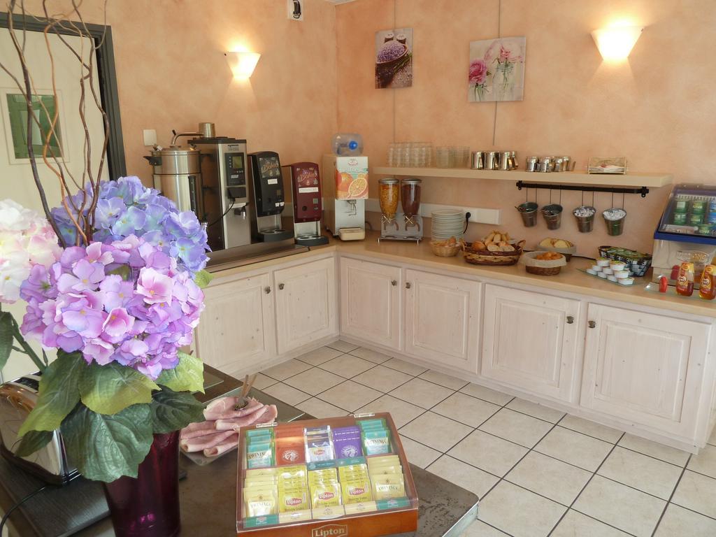 Hotel La Colombiere Cantal Massiac Ngoại thất bức ảnh