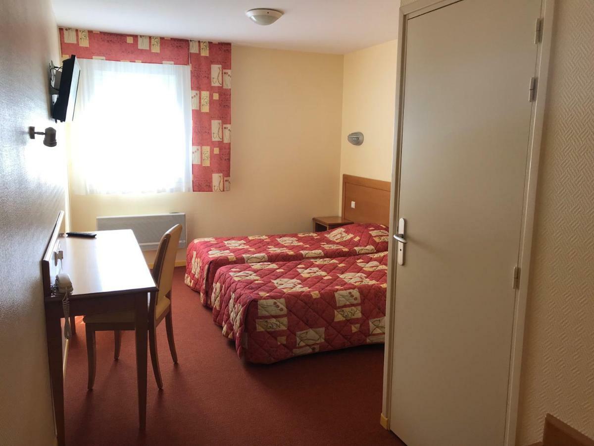 Hotel La Colombiere Cantal Massiac Ngoại thất bức ảnh
